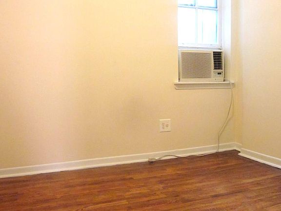 3rd image of 112 E 11th St APT 3a