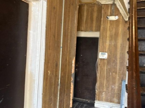 newark-new-jersey-448249061 picture