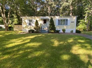 36 Stone Hedge Rd, Westbrook, CT 06498