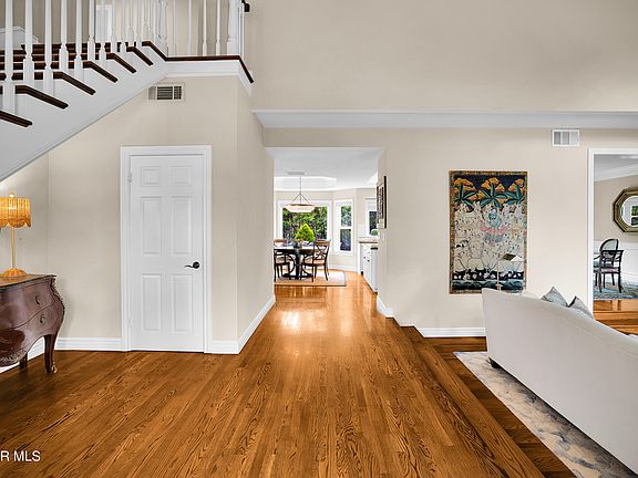 4th image of 2750 Hilary Ct