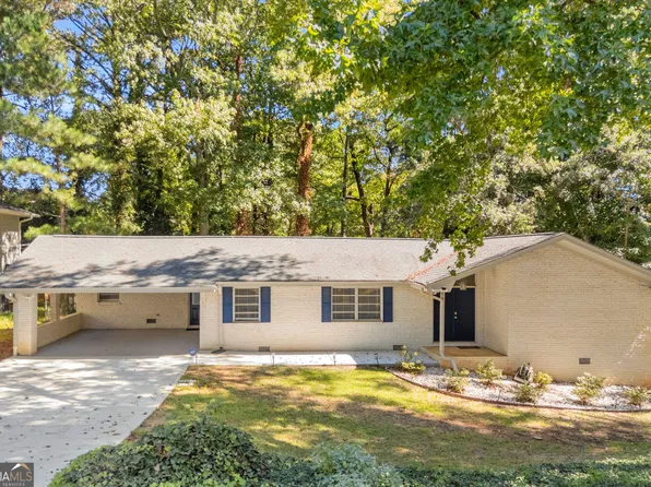 2691 Sterling Acres Dr, Tucker, GA 30084