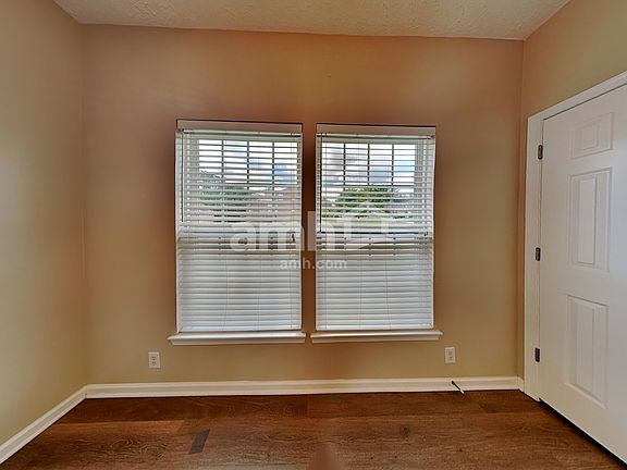 4th image of 7269 Autumn Crossing Way