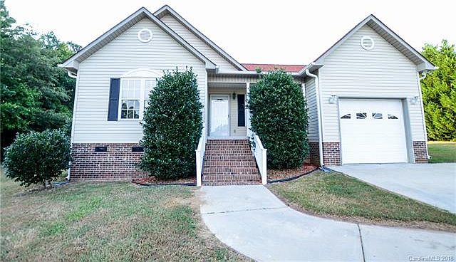 1st image of 309 Briarcreek Ct
