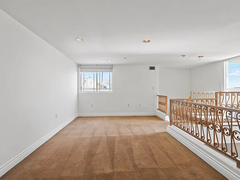 Large-Size Loft Space