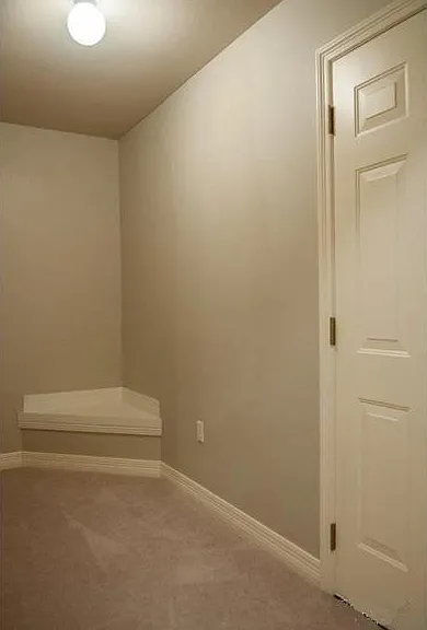 918 W Dixson St — Photo 10