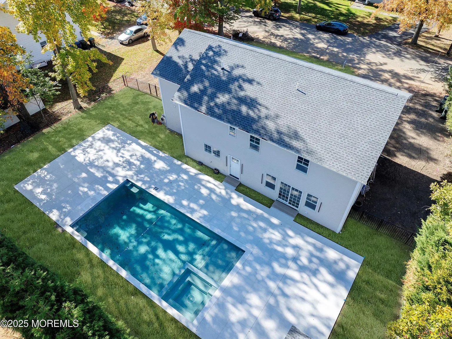 6 bed, 4.5 bath, 3270 sqft, $9,500 — Photo 4