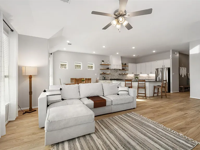1259 Tilia Creek Ln — Photo 12