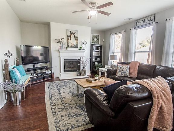 3rd image of 9337 Norfolk Ln