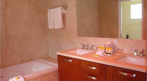 5th image of 15523 Fisher Island Dr