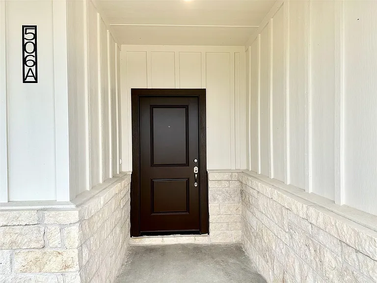 506 War Admiral Dr #A — Photo 2