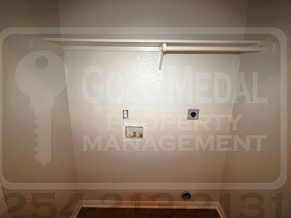5th image of 1103 Lansberry Ct APT A