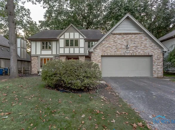 2331 Saint Roberts Ln, Toledo, OH 43617