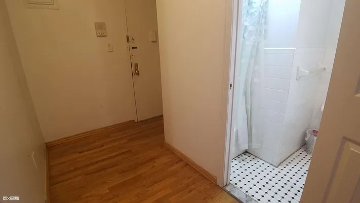 Rented by Citi Habitats | media 8