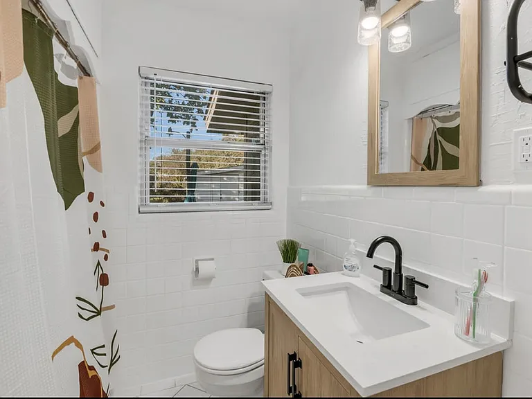 5312 Redbud Ln — Photo 10