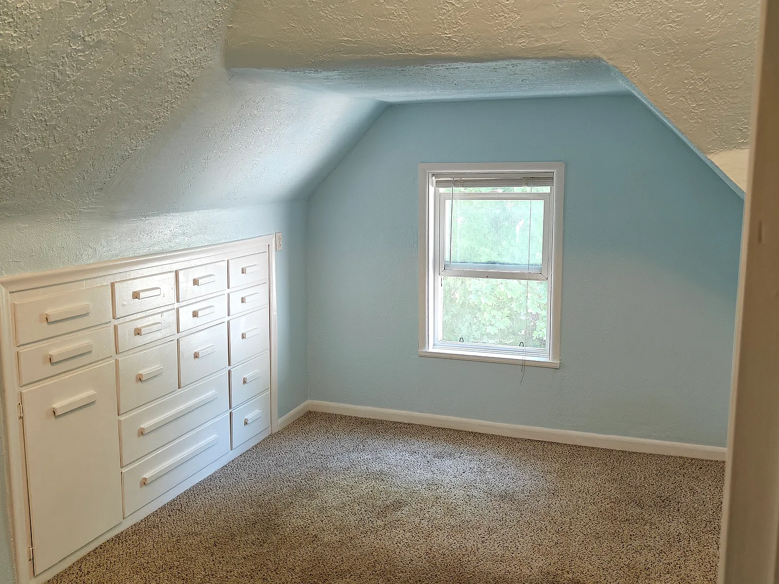 2 bed, 2162 sqft, $400 — Photo 3
