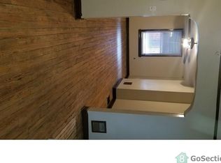 2637 N 8th St, Philadelphia, PA 19133