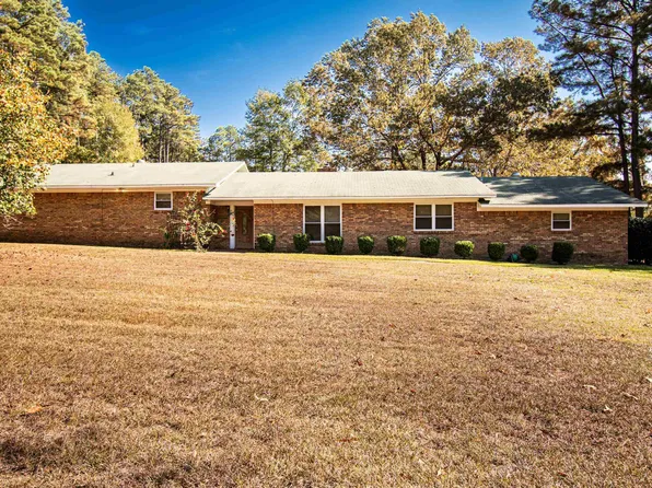 3651 Braxton Rd #B, Camden, AR 71701