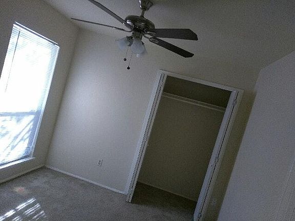 4th image of 7301 Knight Dr