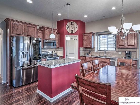 4th image of 4721 N 173rd Cir
