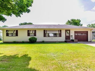 1015 W Center St, Lake City, MN 55041