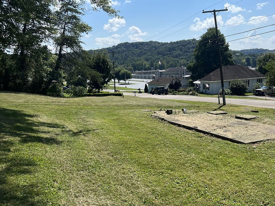 1st image of 12th St