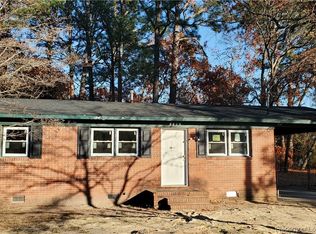 3587 Inman Cir, Fayetteville, NC 28306