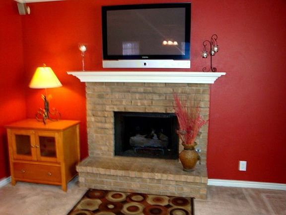 3rd image of 207 Glasgow Dr