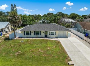 867 Clearmont St, Sebastian, FL 32958