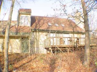 207 Roses Grove Rd, Water Mill, NY 11968