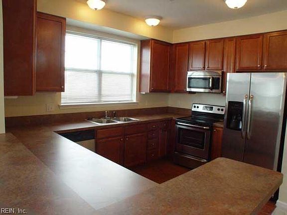 4th image of 5205 Nuthall Dr Unit 302