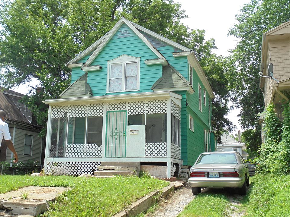 1st image of 3228 S Benton Ave