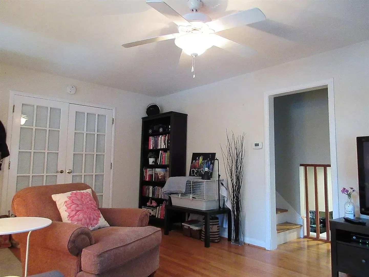906 Sylvan — Photo 4