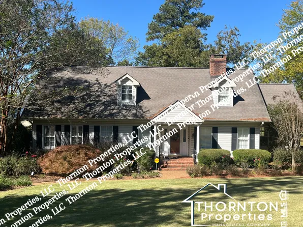 1712 Forest Dr, Guntersville, AL 35976