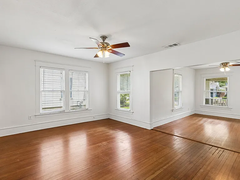 5505 Richard Ave — Photo 4