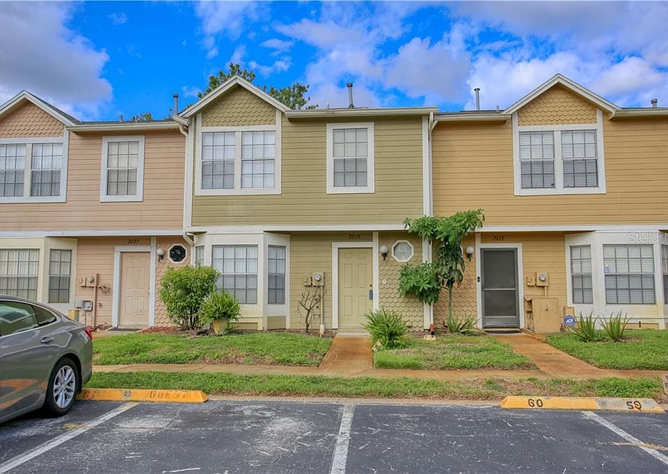 1st image of 2219 Waterleaf St #4
