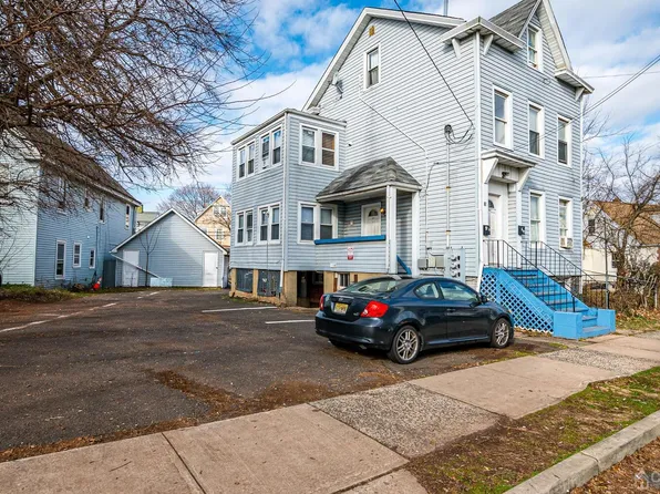 25 Prosper St, New Brunswick, NJ 08901