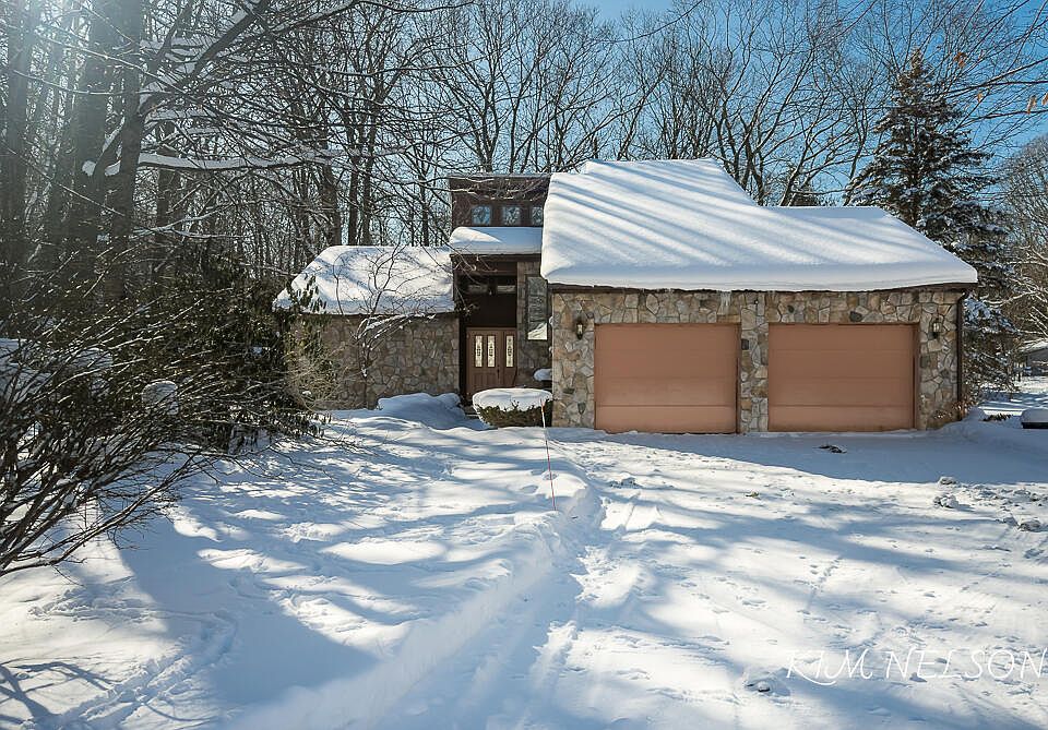 1st image of 4791 Doug Dr