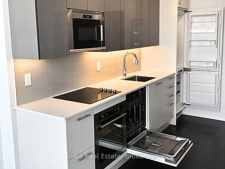 403 Church St #3410 — Photo 8