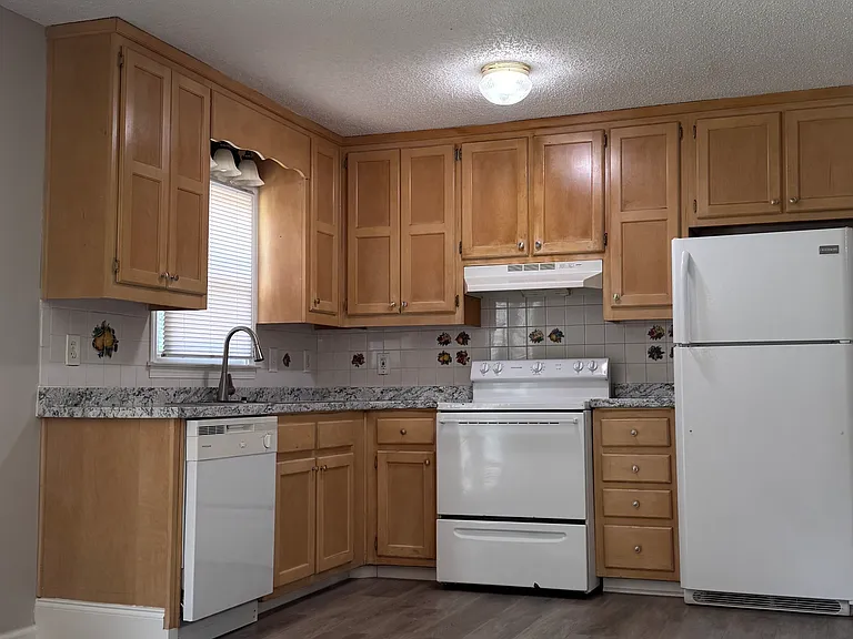 2505 Planters Cove Cir — Photo 10
