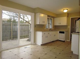 2528 Ardmore St SE, Grand Rapids, MI 49506