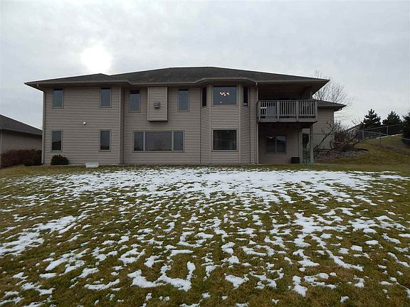 3rd image of 2112 College View Dr