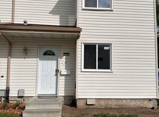 2024 57th St NW #41, Edmonton, AB T6L 2Z3