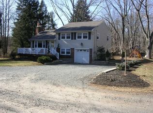 757 Peters Ln, Martinsville, NJ 08836