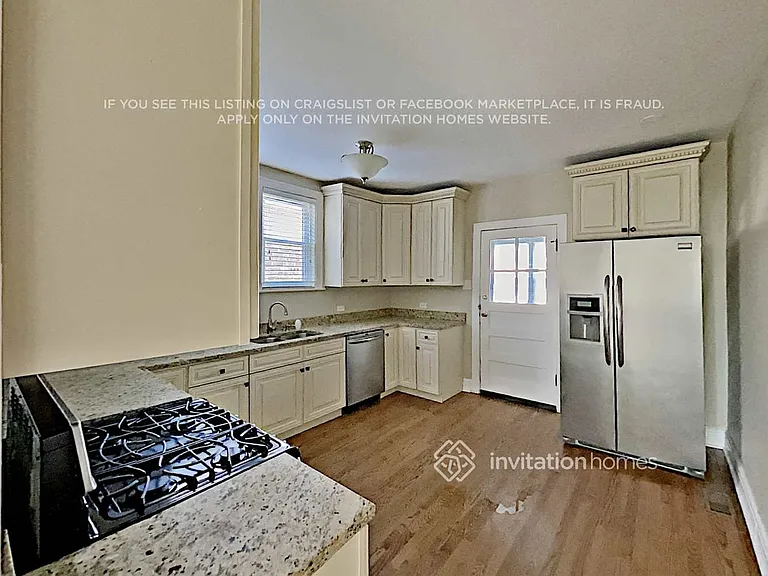 2137 N 75th Ct — Photo 9