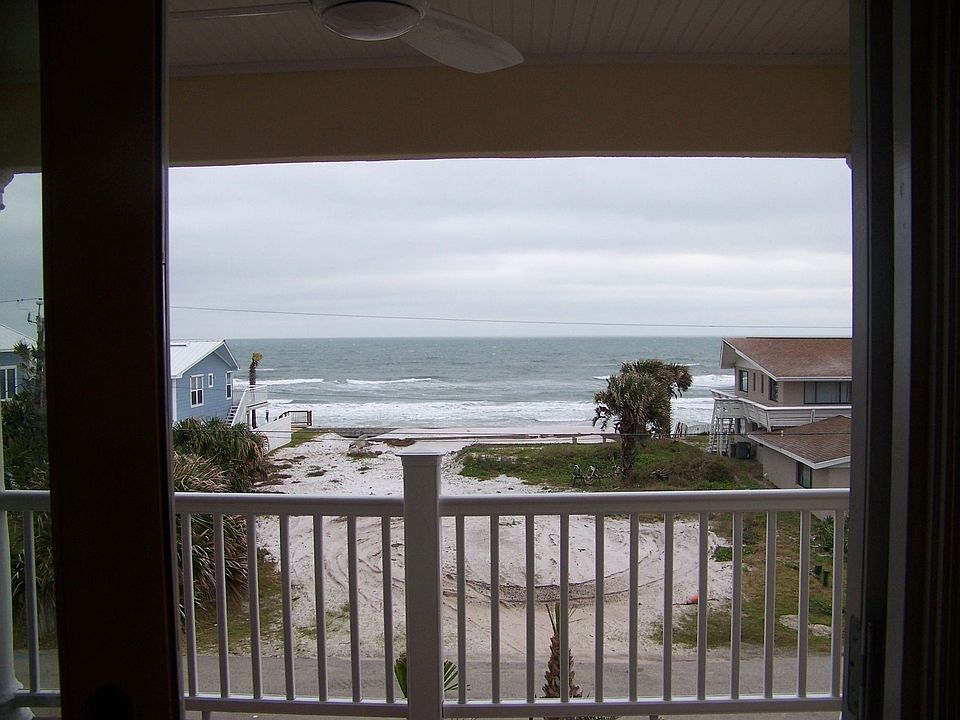 Gorgeous ocean views . . .