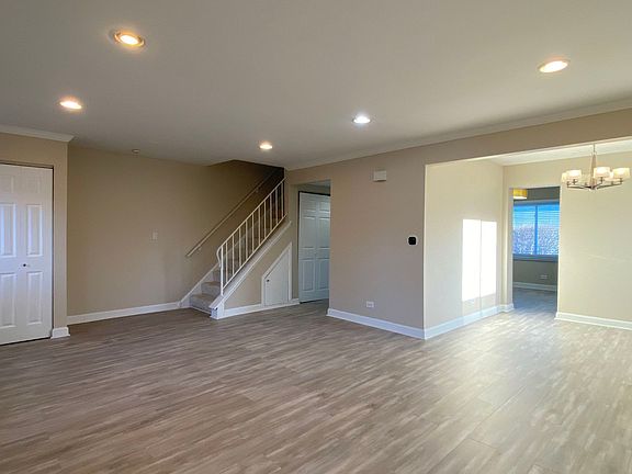 4th image of 5171 Chambers Dr