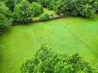 W Howard Nickell Rd #4B, Fayetteville, AR 72704