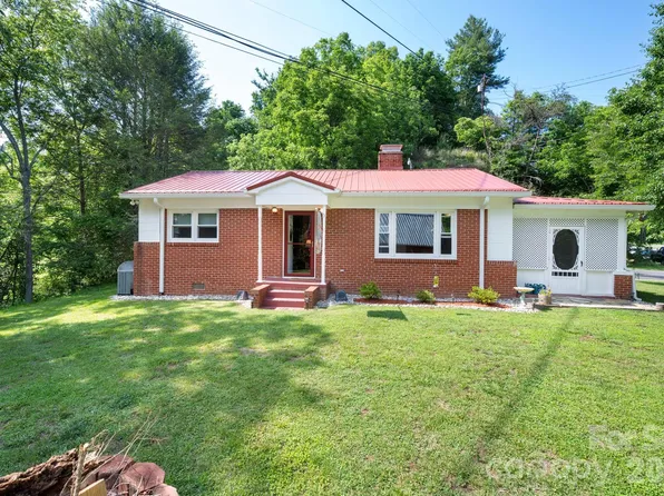 2896 Old Mars Hill Hwy, Weaverville, NC 28787