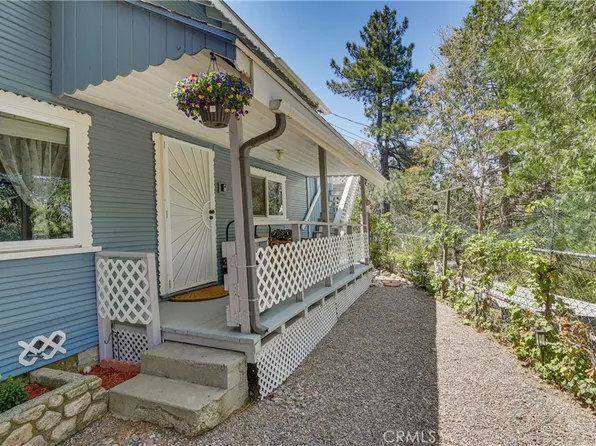 593 Arbula Dr, Crestline, CA 92325