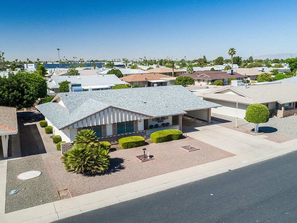 1st image of 10705 W Roundelay Cir